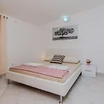 Ecija Appartamento Nin