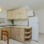 Ecija Nin