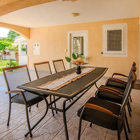 Ecija Appartement Nin