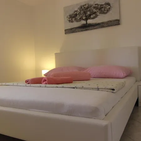 Andrej Apartment *