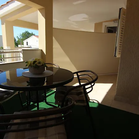 Andrej Apartment Nin