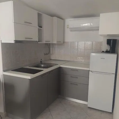 Andrej Apartment