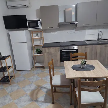 Andrej Apartment